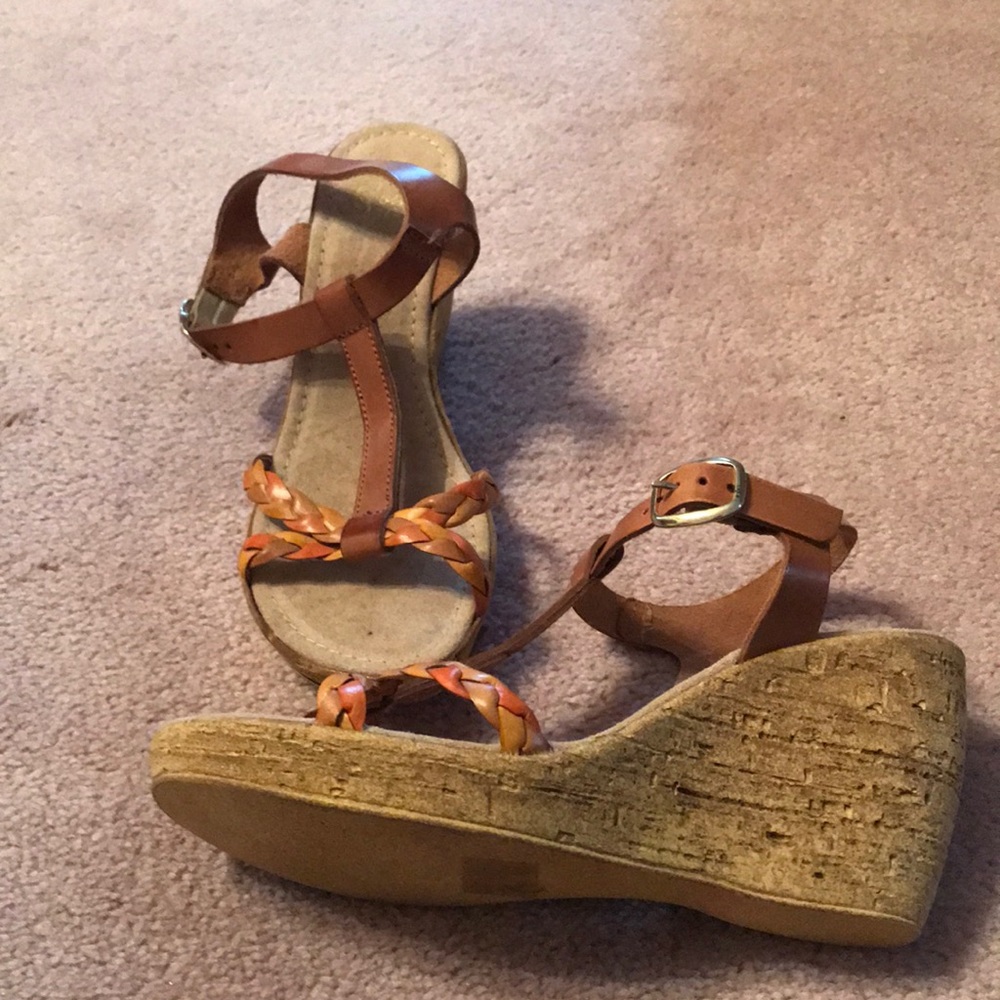 Sandals - Picture 2 of 2